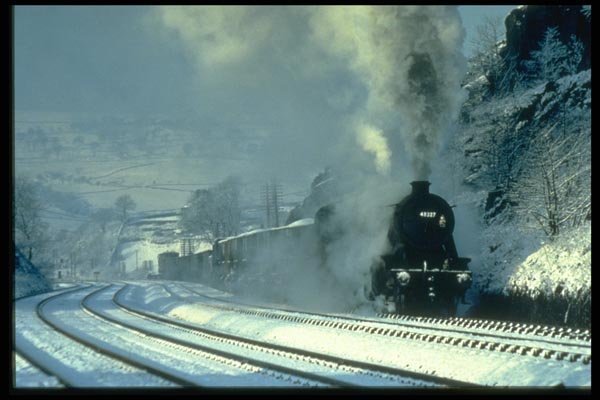 182008 Deep Snow Makes The Going Tough For The Crew Of No. 48327 A4 Photo Print