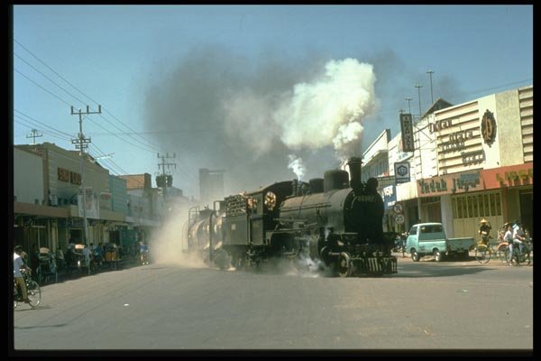 182011 B5305 Stirs The Dust In Main Street, Madiun, Java A4 Photo Print