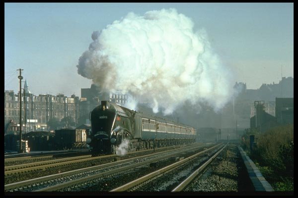 182047 No. 60009 Leaves The Castle At Edinburgh As It Heads For Dundee A4 Photo Print