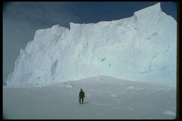 184043 Iceberg And Sea Ice, N.W.T. A4 Photo Print