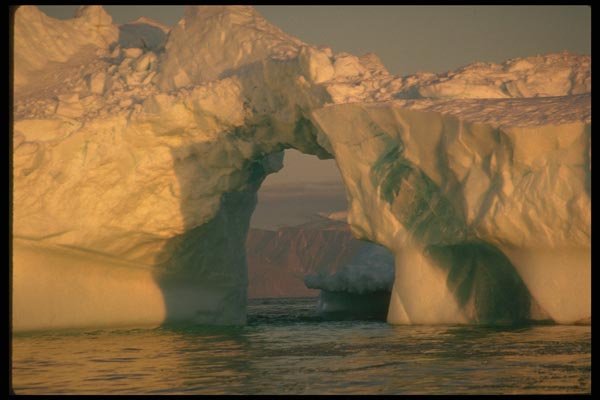 184079 Iceberg With Arch A4 Photo Print