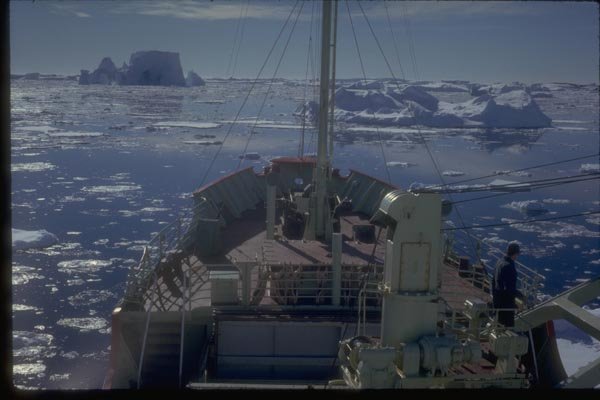 188003 Flat Calm, Floating Ice A4 Photo Print