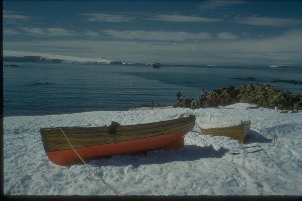 188026 Hope Bay In Mid summer With Seal Hunting Dinghies A4 Photo Print