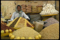 189016 Snack vendor At The Amber Palace Courtyard, Jaipur, India A4 Photo Print