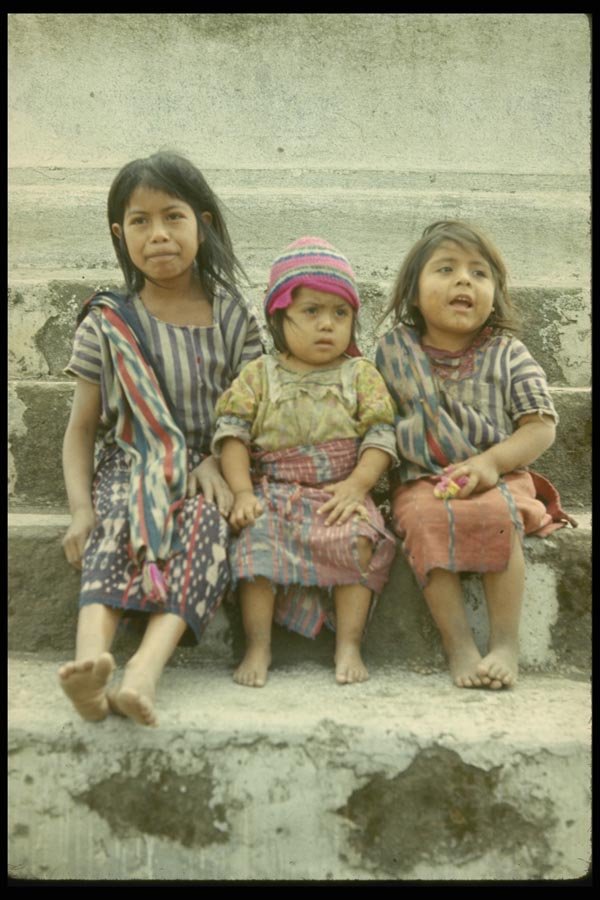 189093 Tzutuil Mayan Children, Santiago De Atitlan, Guatemala A4 Photo Print