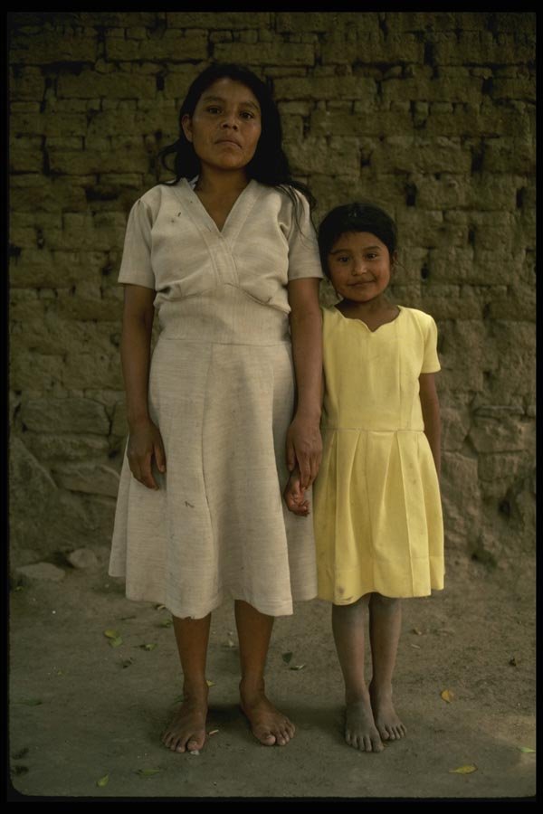189094 Zapotec Mother And Daughter, Oaxaca, Mexico A4 Photo Print