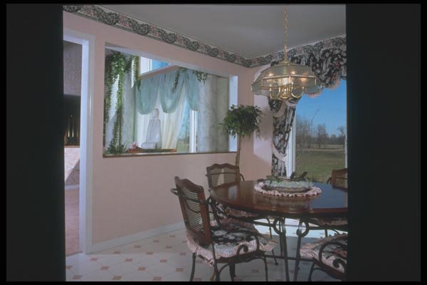 190060 Natural Light Eating Area A4 Photo Print