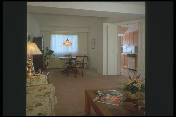 190089 Townhouse Living A4 Photo Print
