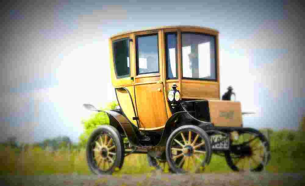 1905 Woods Electric Queens Victoria Brougham A4 Photo Print