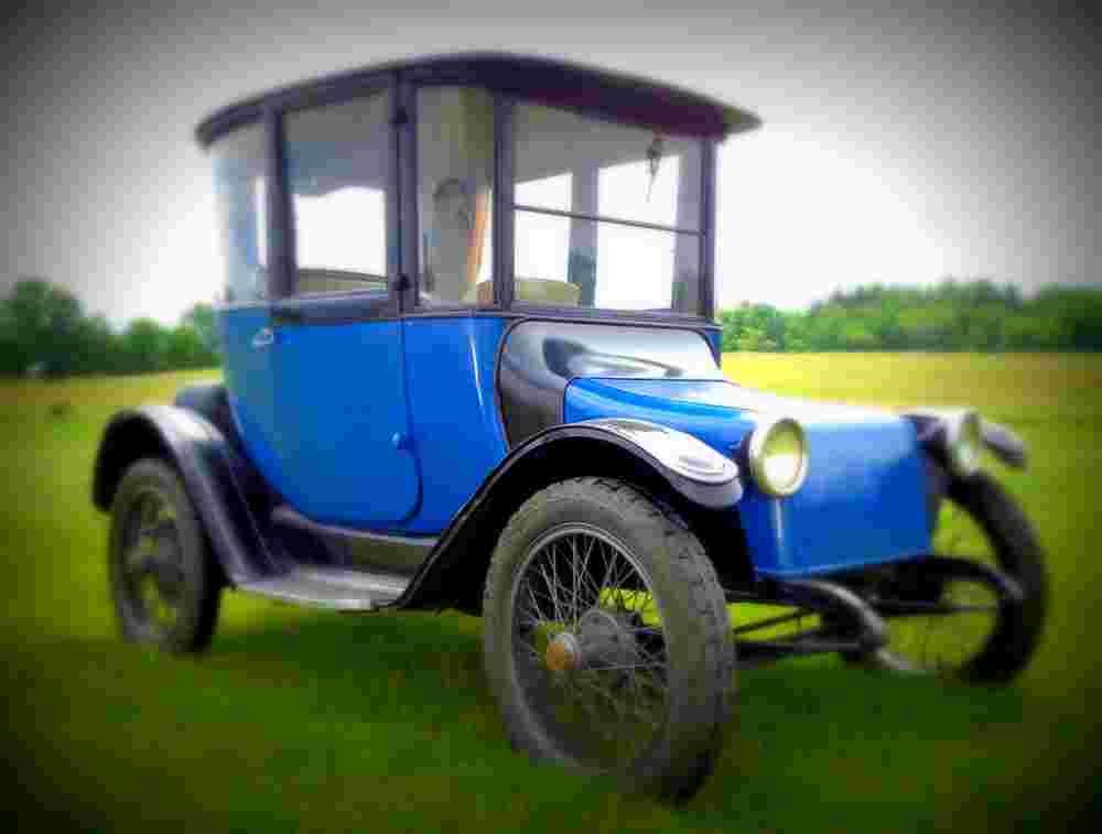 1919 Detroit Electric Model 75 A Four Passenger Brougham A4 Photo Print