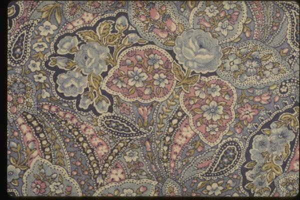 192040 Pastel Florals And Paisley On Ivory A4 Photo Print