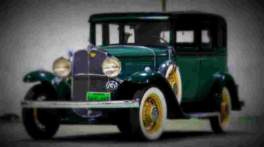 1931 Oakland Model 301 Custom Sedan A4 Photo Print