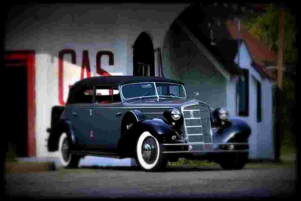 1934 cadillac fleetwood v12 all weather phaeton A4 Photo Print