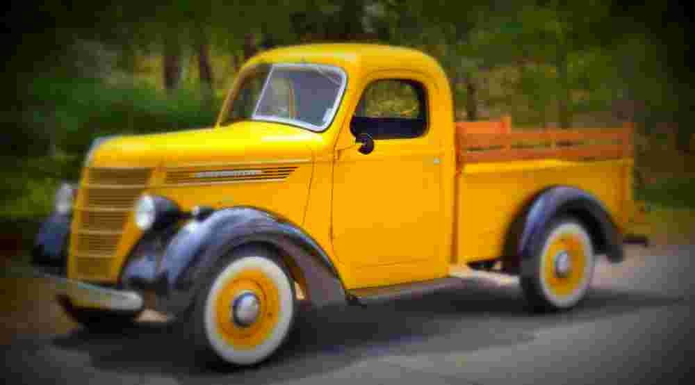 1940 International D2 Pickup A4 Photo Print