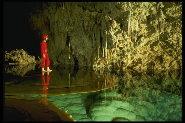 194033 Lake And Large Shelfstone, Lechuguilla Cave, New Mexico A4 Photo Print