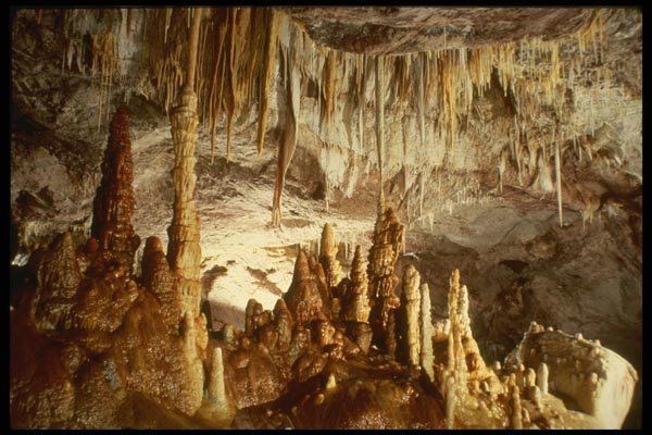 194091 Multi colored Dripstone Deposits In The Guadalupe Mts., NM A4 Photo Print