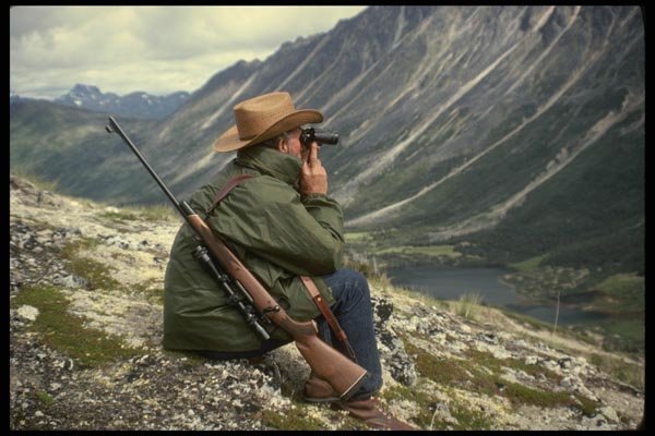 195015 Big Game Hunter Uses Binoculars To Glass For Game A4 Photo Print