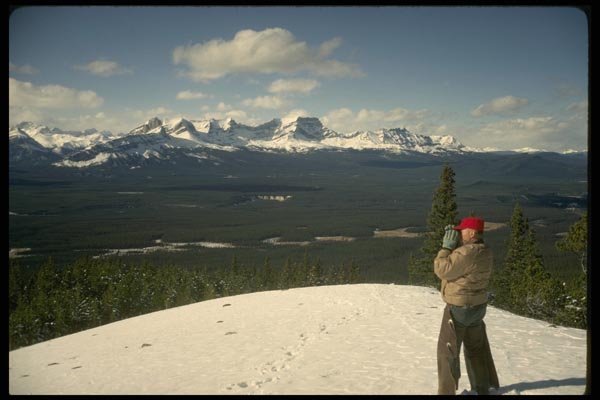 195097 Hunter Glasses Snowy Mountainside For Game A4 Photo Print