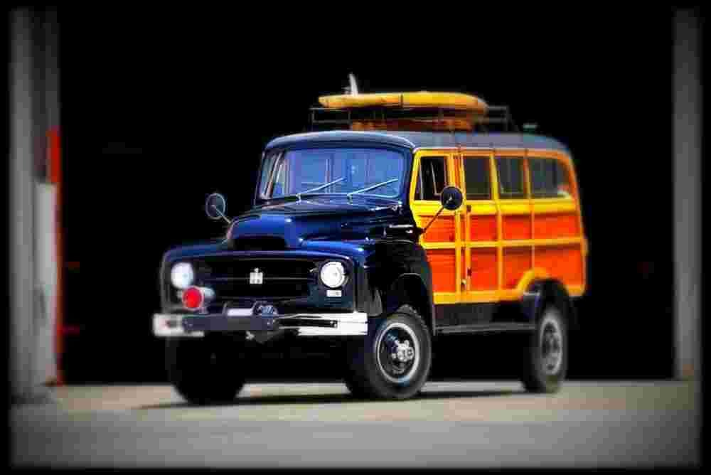 1954 International R140 A4 Photo Print