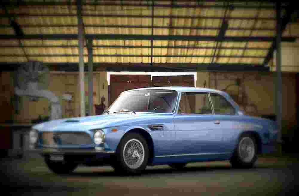 1967 Iso Rivolta IR 300 Coupe A4 Photo Print