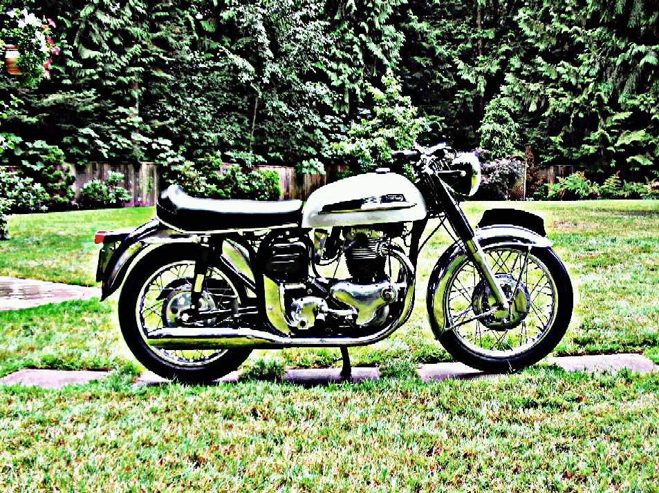 1968 Norton Atlas motorbike A4 Photo Print