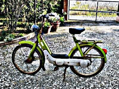 1968 Piaggio motorbike A4 Photo Print