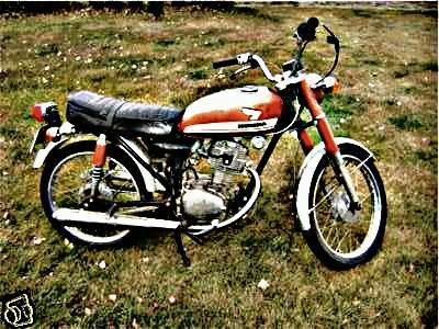 1969 cb100 motorbike A4 Photo Print