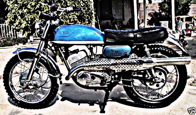 1970 t250 motorbike A4 Photo Print