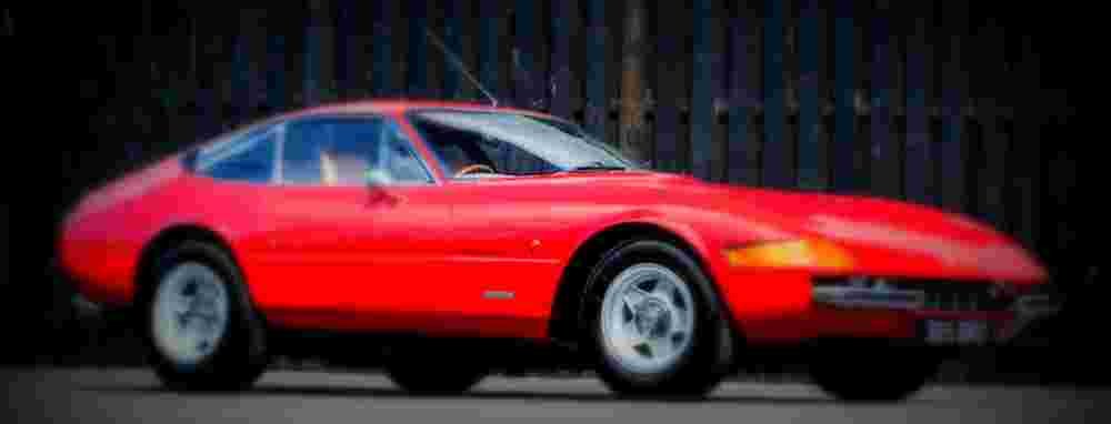 1973 Ferrari 365 GTB4 Daytona A4 Photo Print