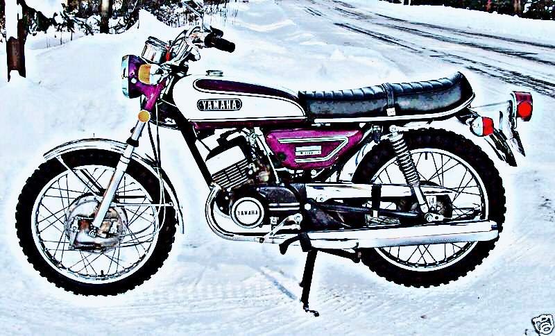 1973 Rd200 motorbike A4 Photo Print