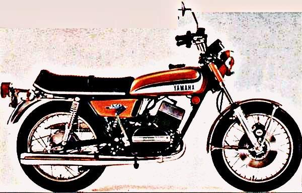 1973 rd250 motorbike A4 Photo Print