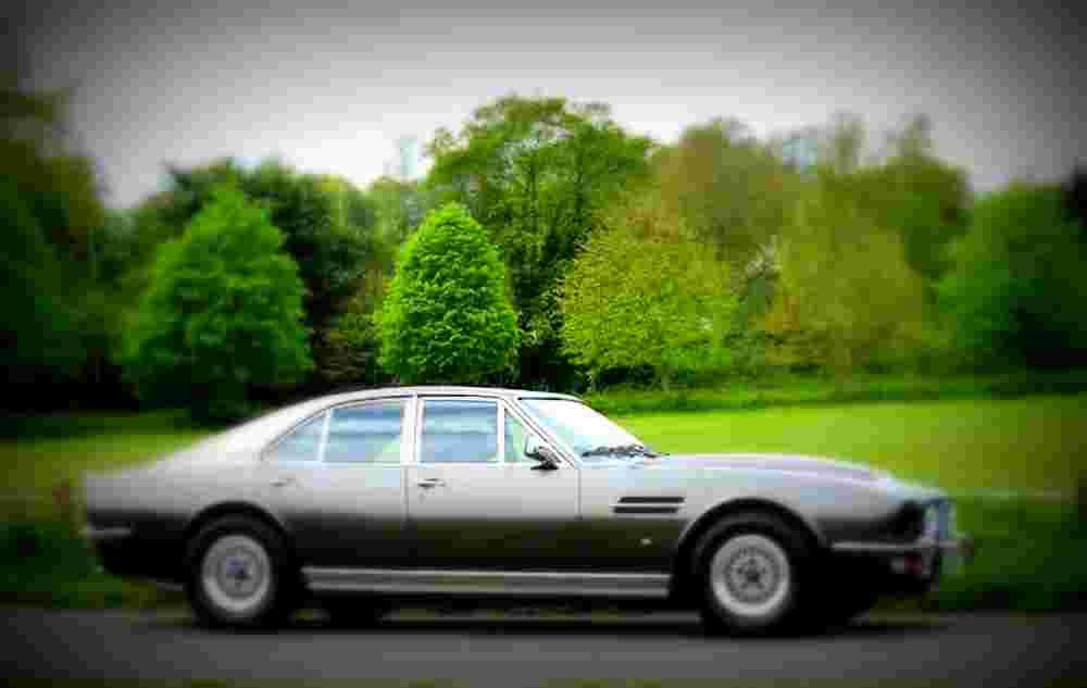 1974 Aston Martin Lagonda A4 Photo Print