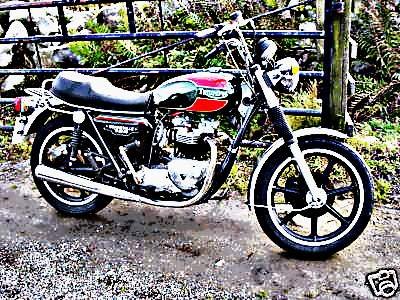 1977 triumph t140 motorbike A4 Photo Print