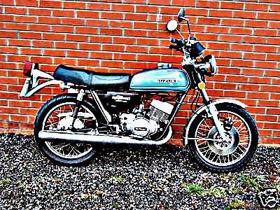 1978 gt250 motorbike A4 Photo Print