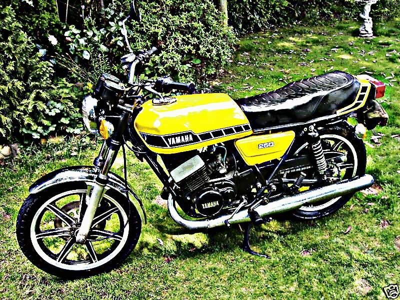 1980 rd250 motorbike A4 Photo Print