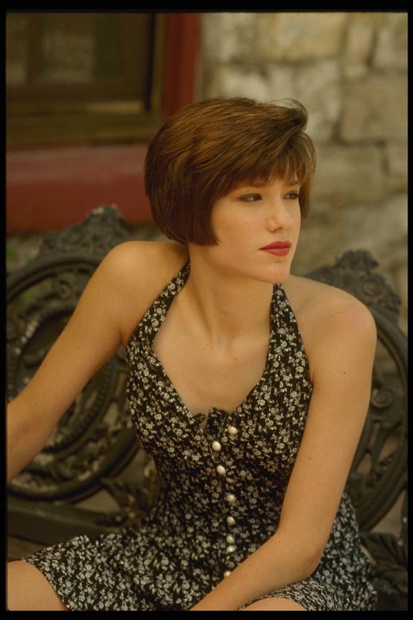 198074 Seductress In A Sun Dress A4 Photo Print