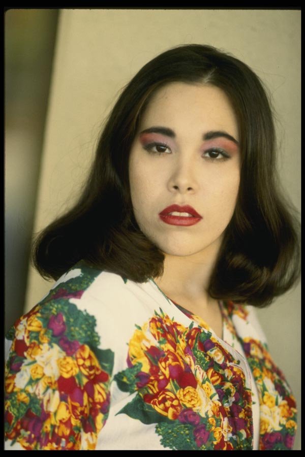 198095 Stunning Oriental Model, Dramatic Eyes A4 Photo Print
