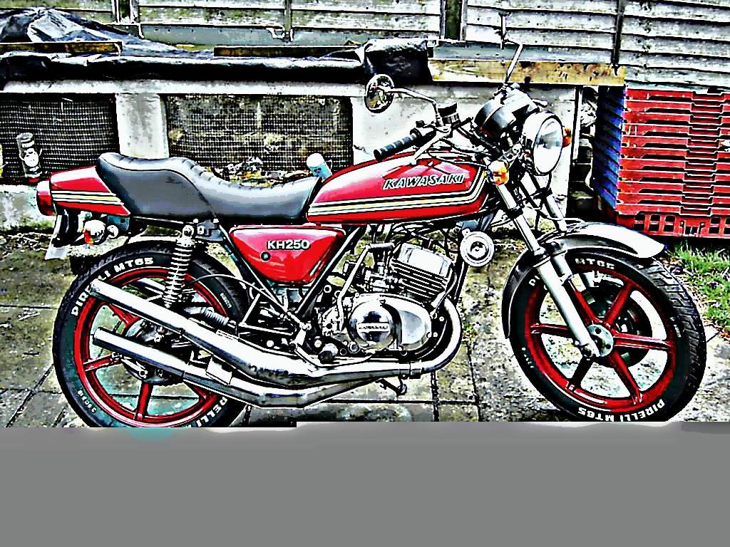 1981 kh250 motorbike A4 Photo Print