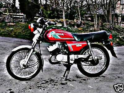 1985 h100 motorbike A4 Photo Print