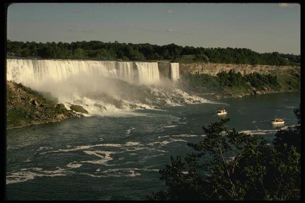 199017 Niagara Falls, American Falls And Bridal Veil Falls A4 Photo Print