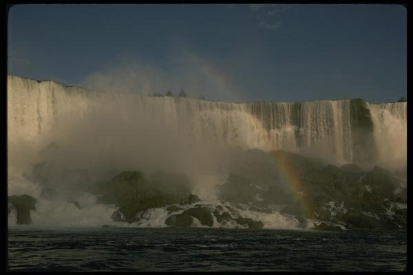 199064 The American Falls At Niagara Falls, Ontario A4 Photo Print