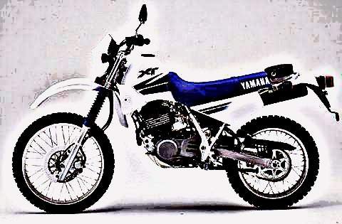 1998 xt350 motorbike A4 Photo Print