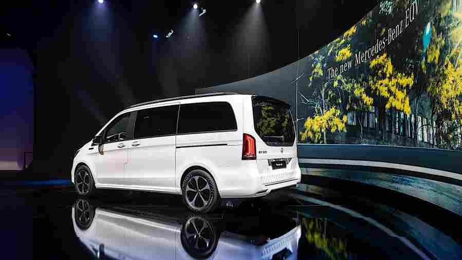 2020 mercedes benz eqv 52 Car A4 Photo Print