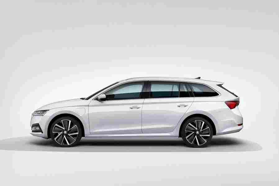 2020 skoda octavia 37 Car A4 Photo Print