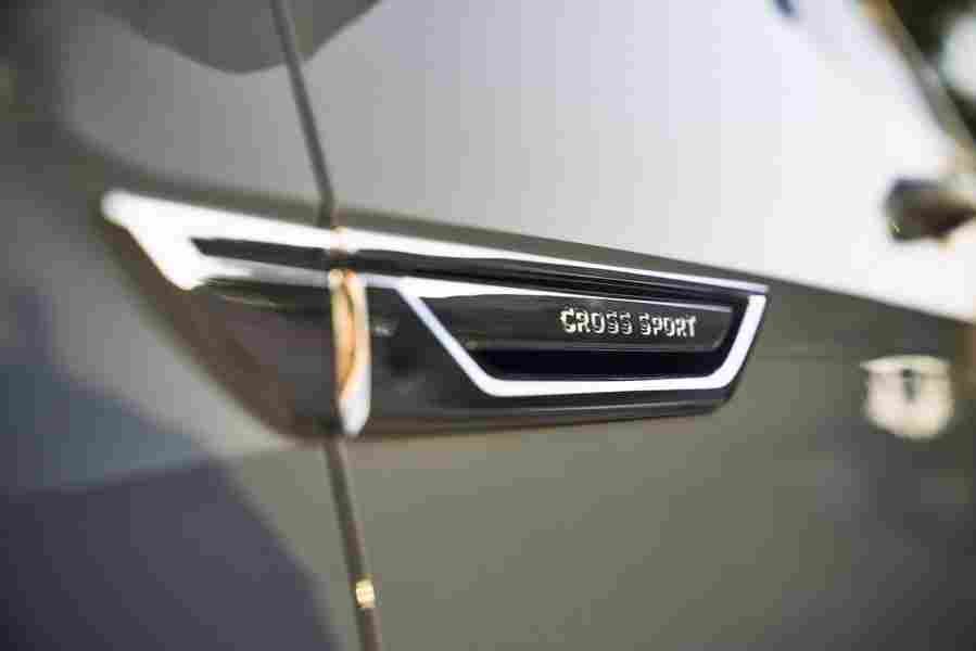 2020 volkswagen atlas cross sport 8 Car A4 Photo Print