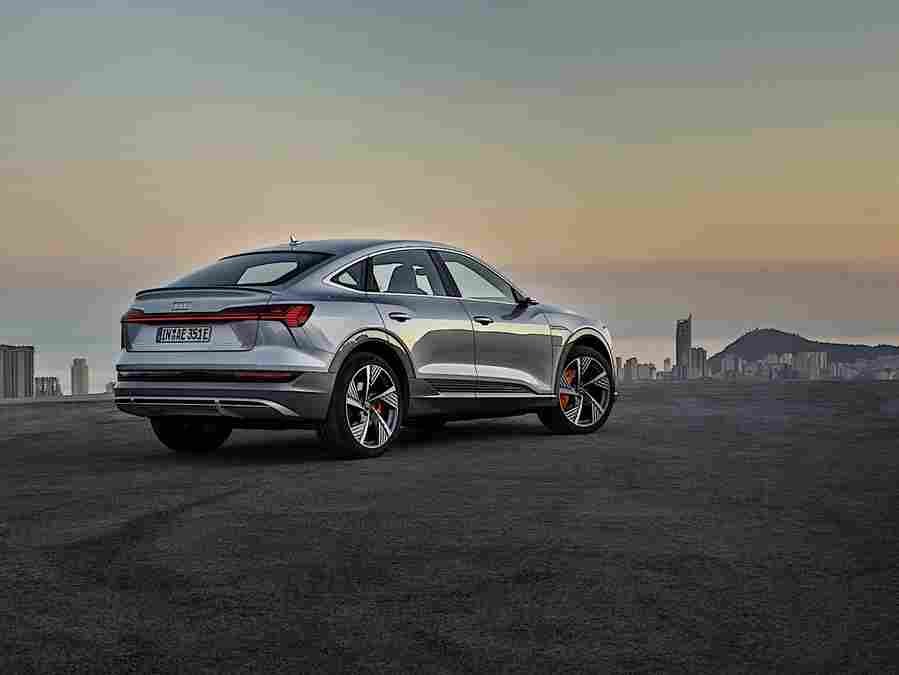 2021 audi e tron sportback 33 Car A4 Photo Print
