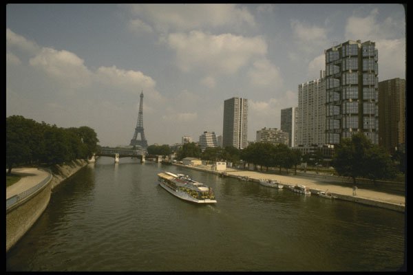 205000 River Seine Sightseeing Cruise Towards Eiffel Tower A4 Photo Print