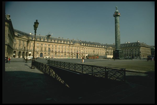 205057 Place Vendome A4 Photo Print