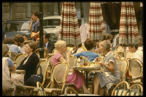 205069 Outdoor Cafe, Left Bank A4 Photo Print