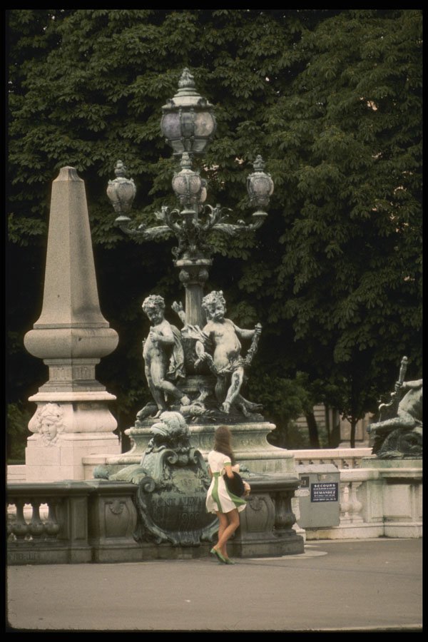205072 Statuary, Alexandre III Bridge A4 Photo Print